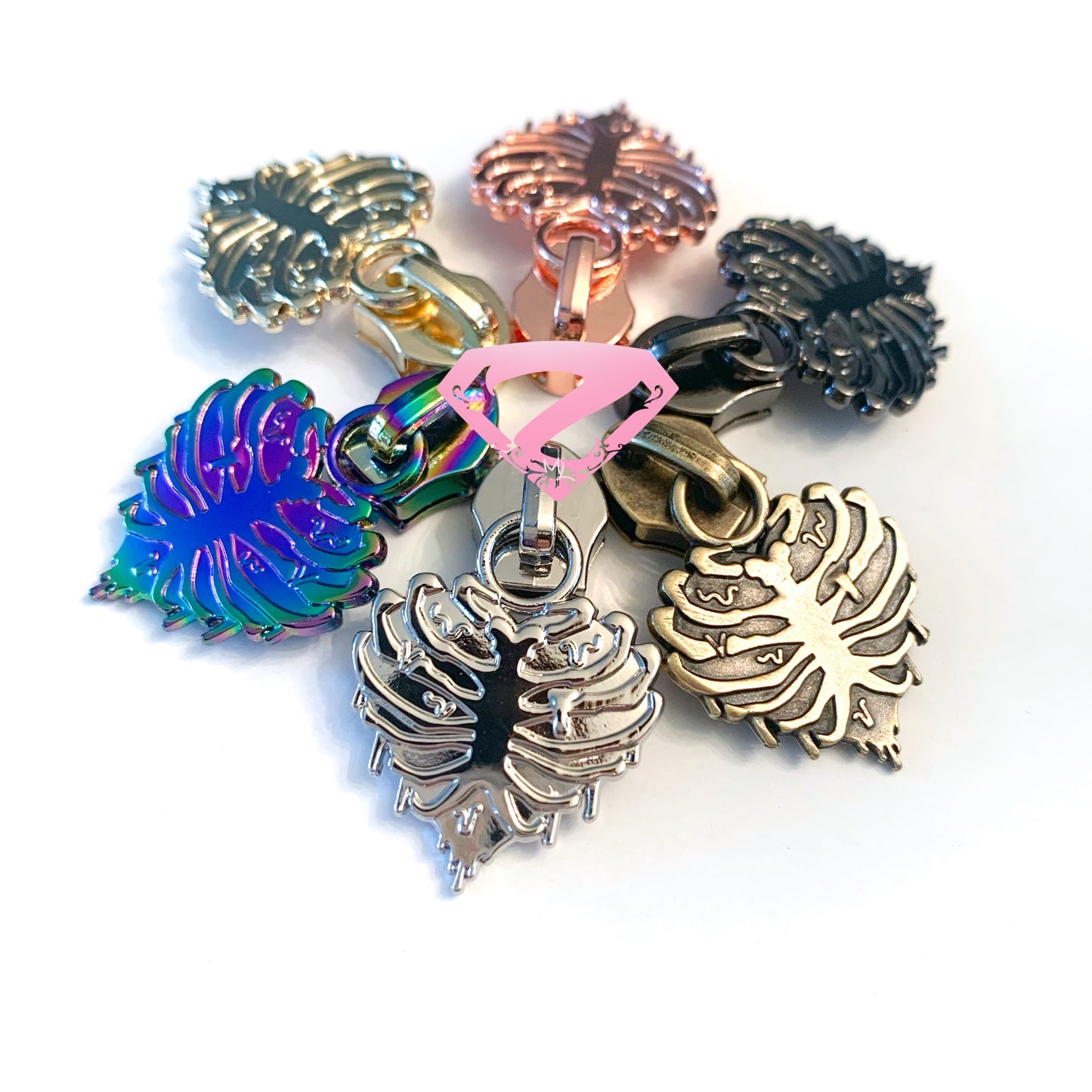 Hardware - Rib Cage Heart Nylon Zipper Pulls #5