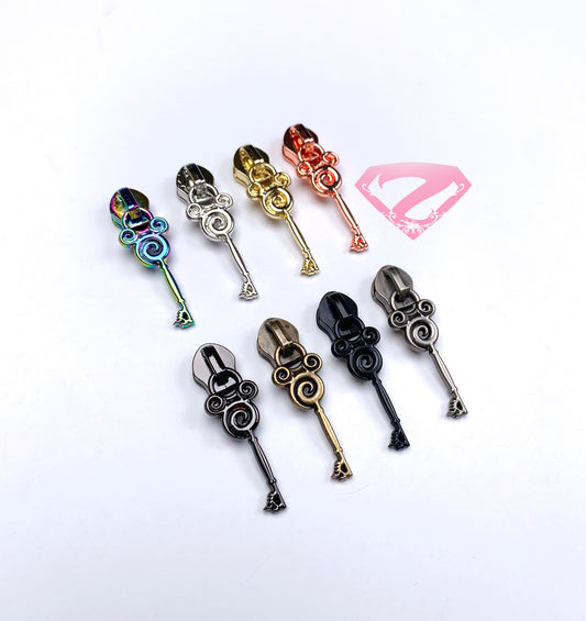 Hardware - Key to the Park Nylon Zipper Pulls #5