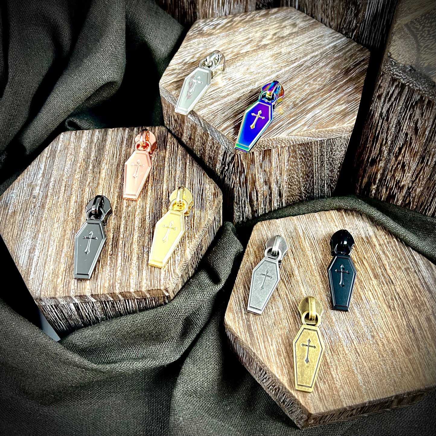 Hardware - Coffin Nylon Zipper Pulls #5