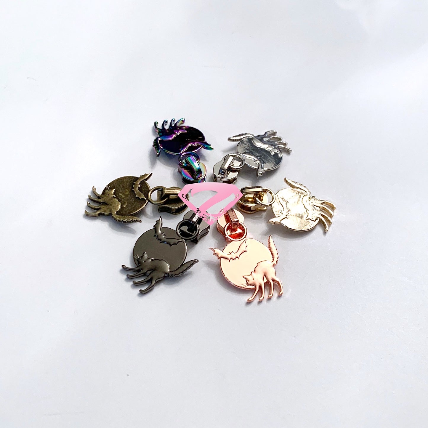Hardware - Midnight Nylon Zipper Pulls #5