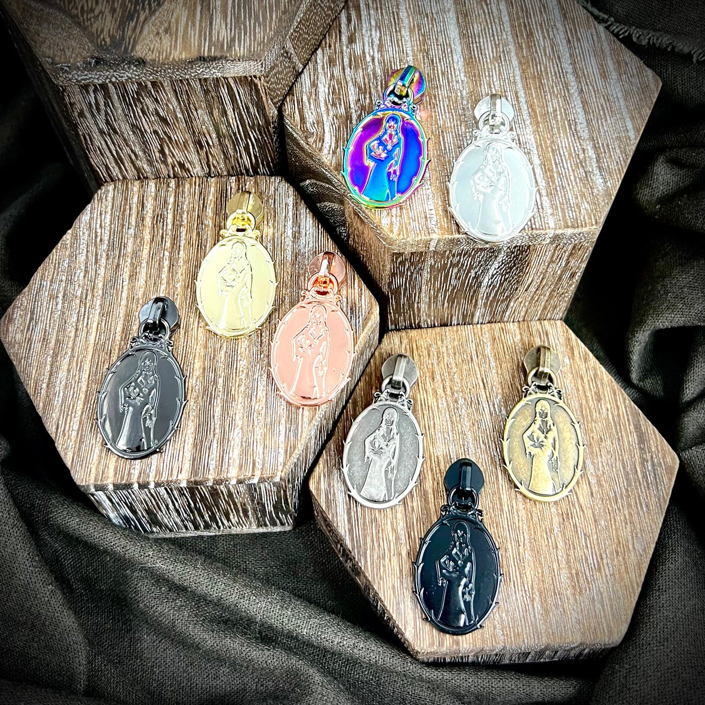 Hardware - Mistress of Evil Nylon Zipper Pulls #5